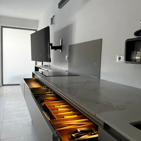 Enroom Apartment